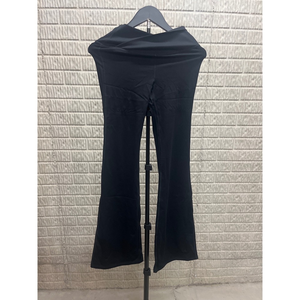 Cupshe Black Crossover Waist Flare Yoga Pants High Rise Leggings Medium NWT